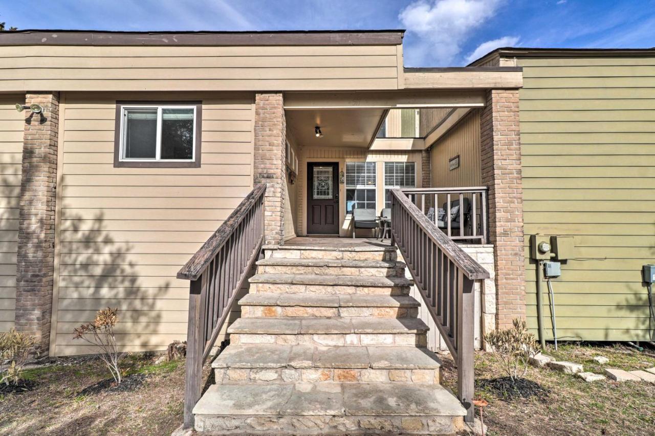 Lakefront Home With Point Venture Golf Access! المظهر الخارجي الصورة